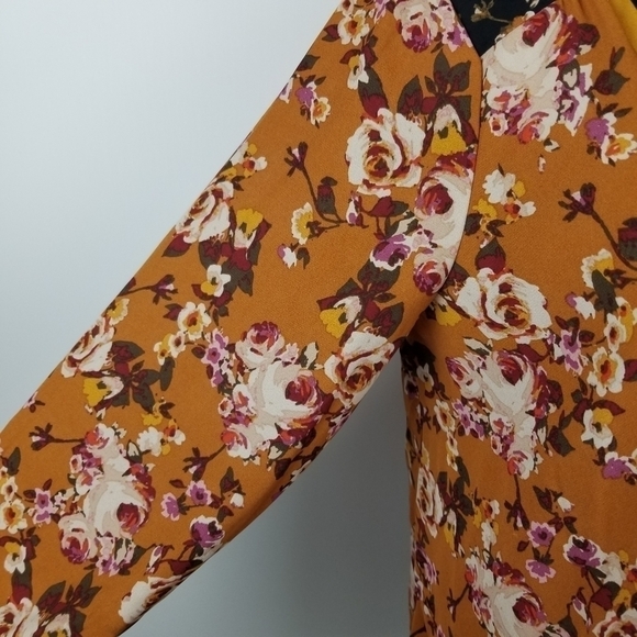 Zac & Rachel Blouse - Picture 8 of 8